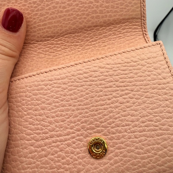 Gucci Pink Leather Compact Wallet - Picture 9 of 9